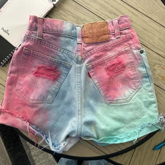 Levis shorts - Picture 4 of 4